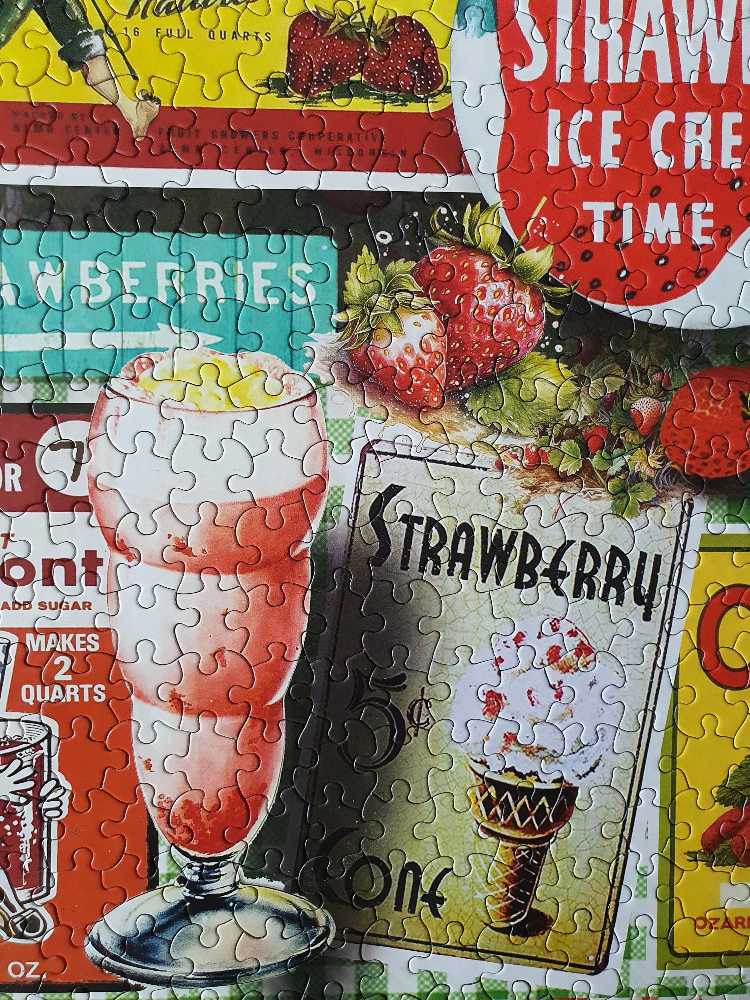 Strawberries✅ - White Mountain puzzle collectible [Barcode 724819267248] - Main Image 3