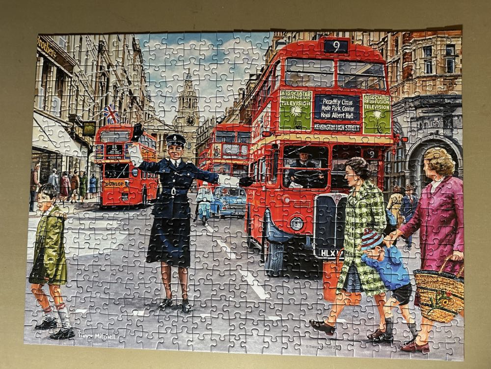 The WPC - Ravensburger 🇬🇧 puzzle collectible [Barcode 4005556147373] - Main Image 2