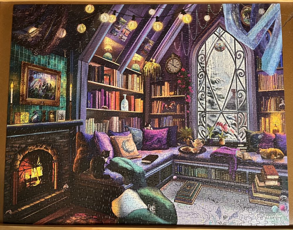 Book Nook - White Mountain puzzle collectible [Barcode 724819267323] - Main Image 2