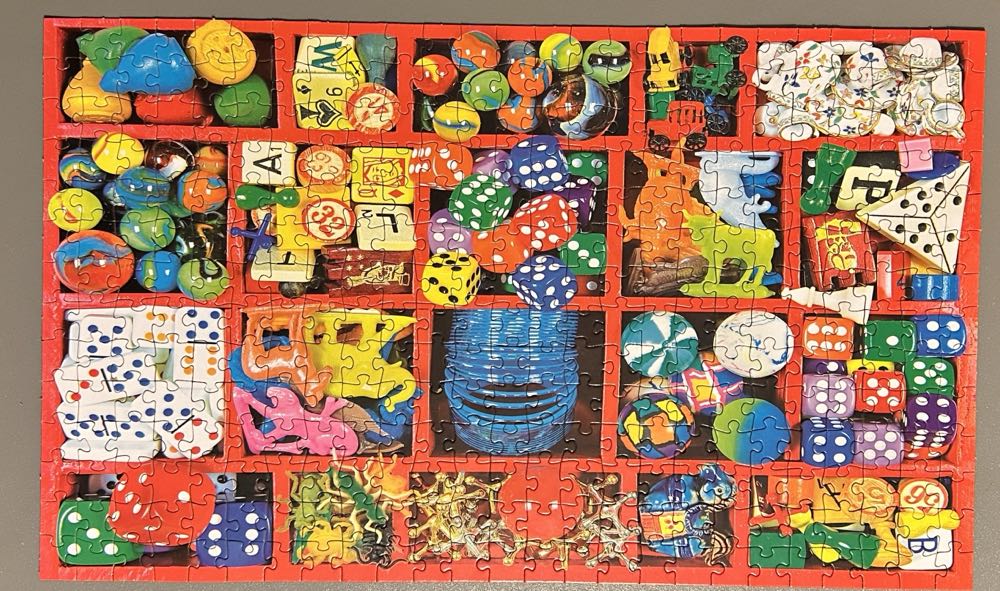 Vintage Toy Box - Cra-Z-Art puzzle collectible [Barcode 195464091555] - Main Image 3