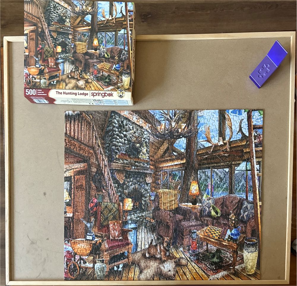 The Hunting Lodge - Springbok puzzle collectible [Barcode 091683016709] - Main Image 3