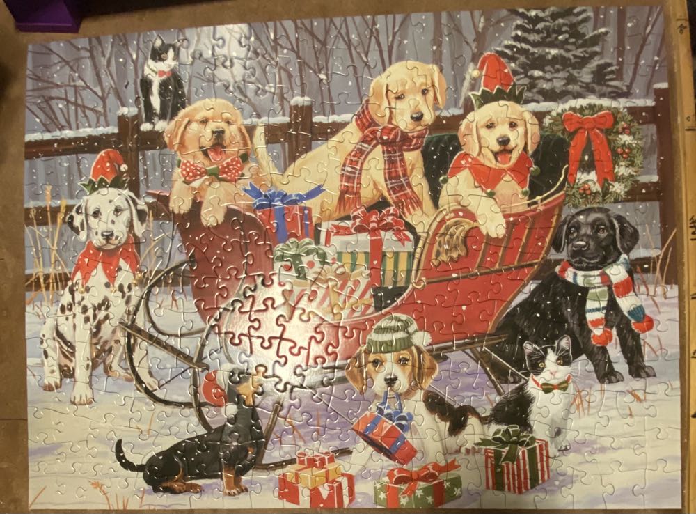 Santa’s Helpers - Bits & Pieces puzzle collectible [Barcode 192949044501] - Main Image 2