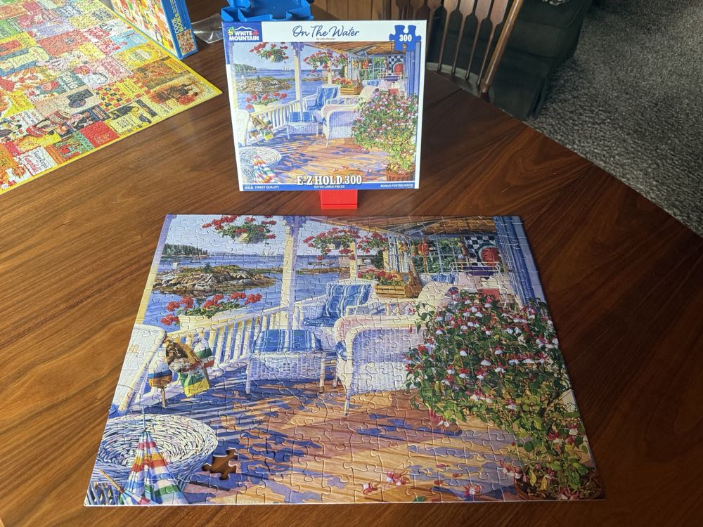 On The Water - White Mountain puzzle collectible [Barcode 724819259694] - Main Image 3