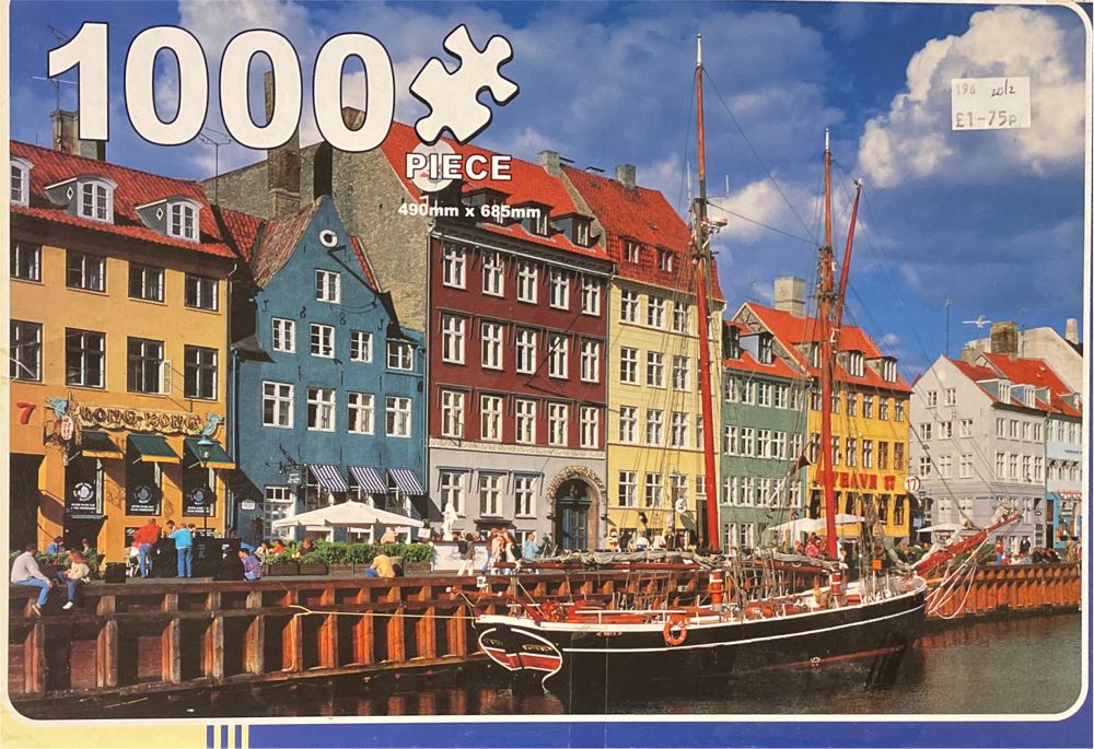 Quaint Café On A Sunny Side Street Venice Italy