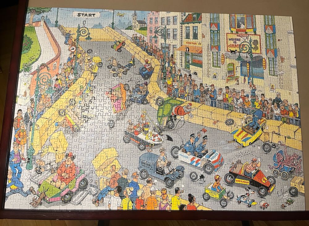 Zeepkistenrace  - Jan Van Haasteren puzzle collectible [Barcode 8710126200537] - Main Image 4