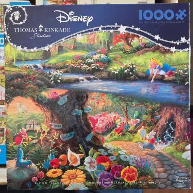 Alice In Wonderland - Ceaco puzzle collectible [Barcode 021081311205] - Main Image 2