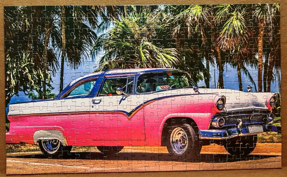 Beautiful American Pink Vintage Car In Varadero Cuba - Puzzlebug / Cra-Z-Art puzzle collectible [Barcode 639277764577] - Main Image 2