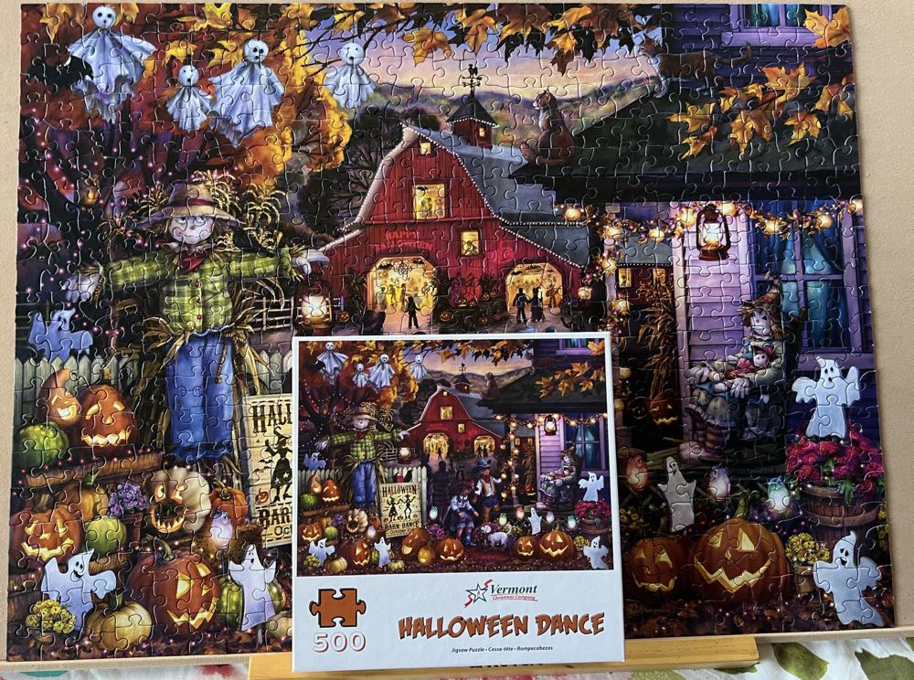 Halloween Barn Dance - Vermont Christmas Company puzzle collectible [Barcode 819273027061] - Main Image 4