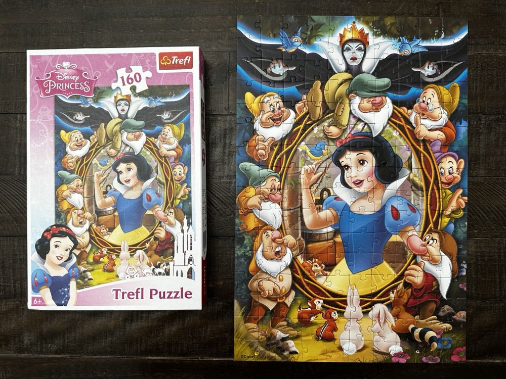 Disney Princess Trefl Snow White - Trefl puzzle collectible [Barcode 5900511152999] - Main Image 3