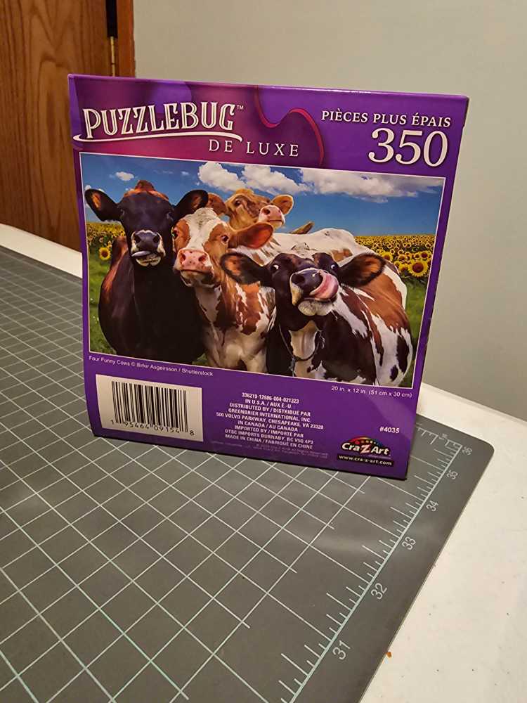 Four Funny Cows - Puzzlebug puzzle collectible [Barcode 195464091548] - Main Image 2