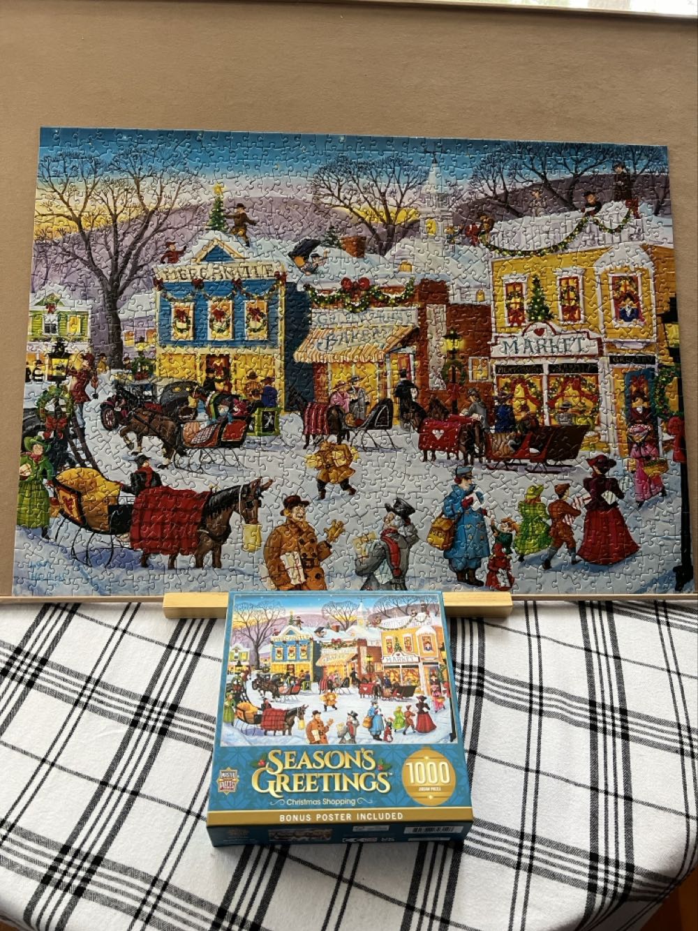 Christmas Shopping - Masterpieces, Inc. puzzle collectible [Barcode 705988723148] - Main Image 3
