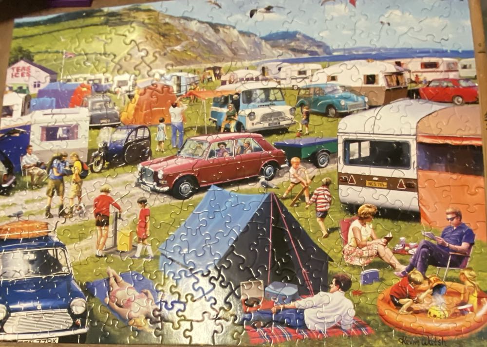 Camping And Caravaning - Bits And Pieces puzzle collectible [Barcode 192949079510] - Main Image 2