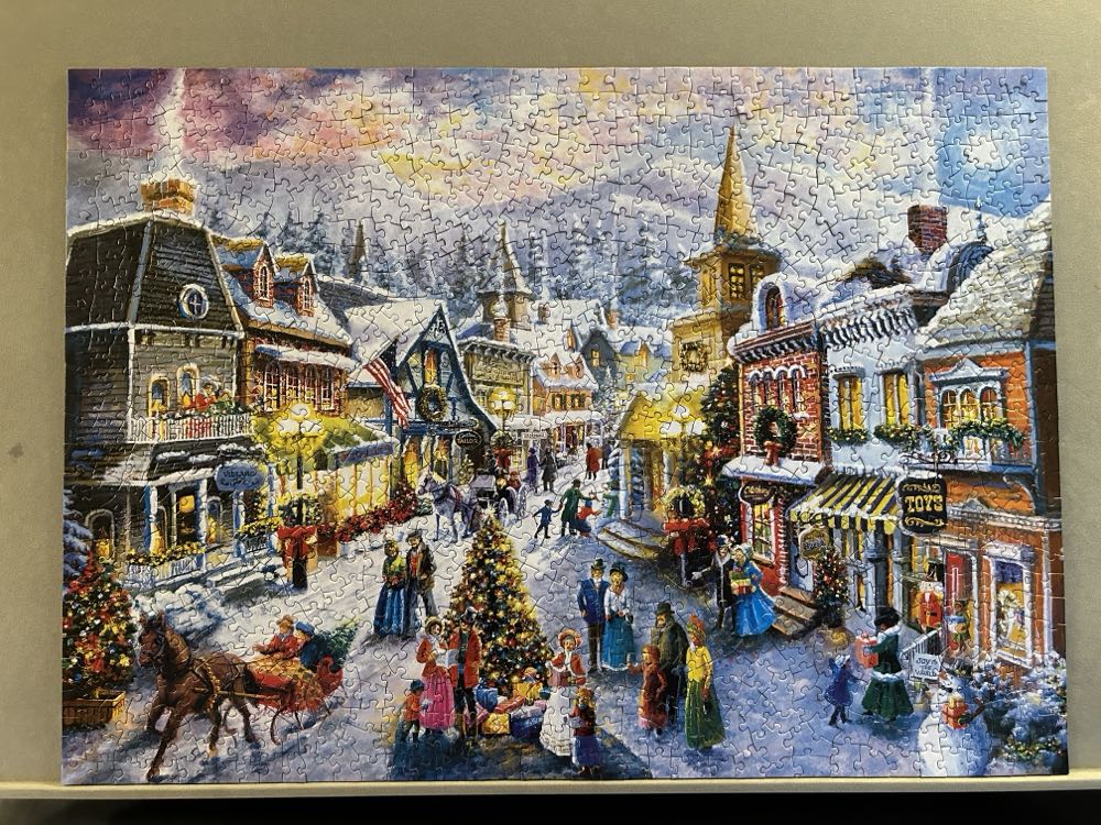 Victorian Holidays - MasterPieces puzzle collectible [Barcode 705988722431] - Main Image 2