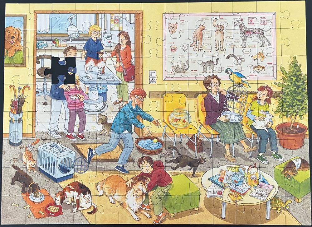 In The Vet’s Office - Ravensbuger puzzle collectible [Barcode 4005556106332] - Main Image 2