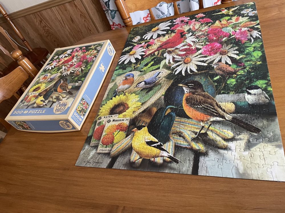 Garden Birds - Cobble Hill puzzle collectible [Barcode 625012521017] - Main Image 4