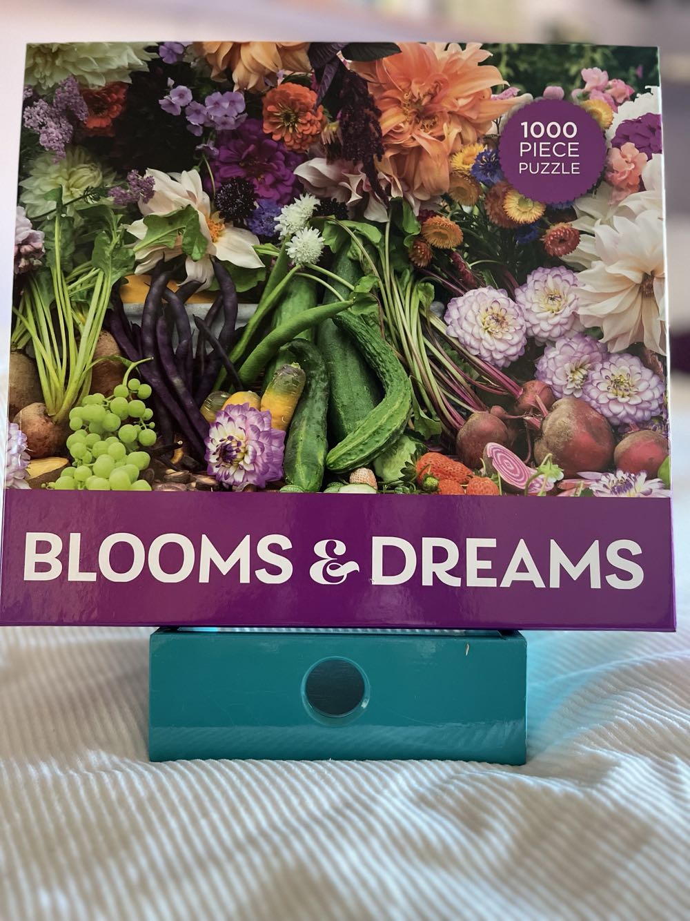 Blooms & Dreams Puzzle Piece - Gibbs Smith 🇺🇲 puzzle collectible [Barcode 9781423662488] - Main Image 3