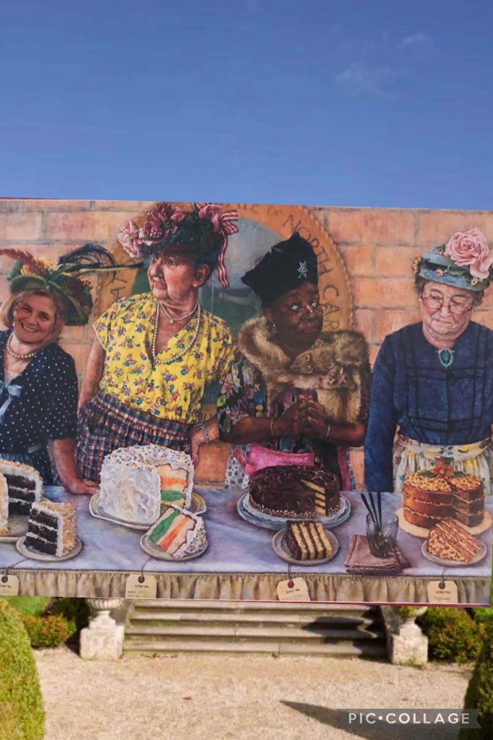 And The Blue Ribbon Goes To...! 1000pc Jigsaw Holdson What’s She Thinking - Holdson puzzle collectible [Barcode 9414131772056] - Main Image 3