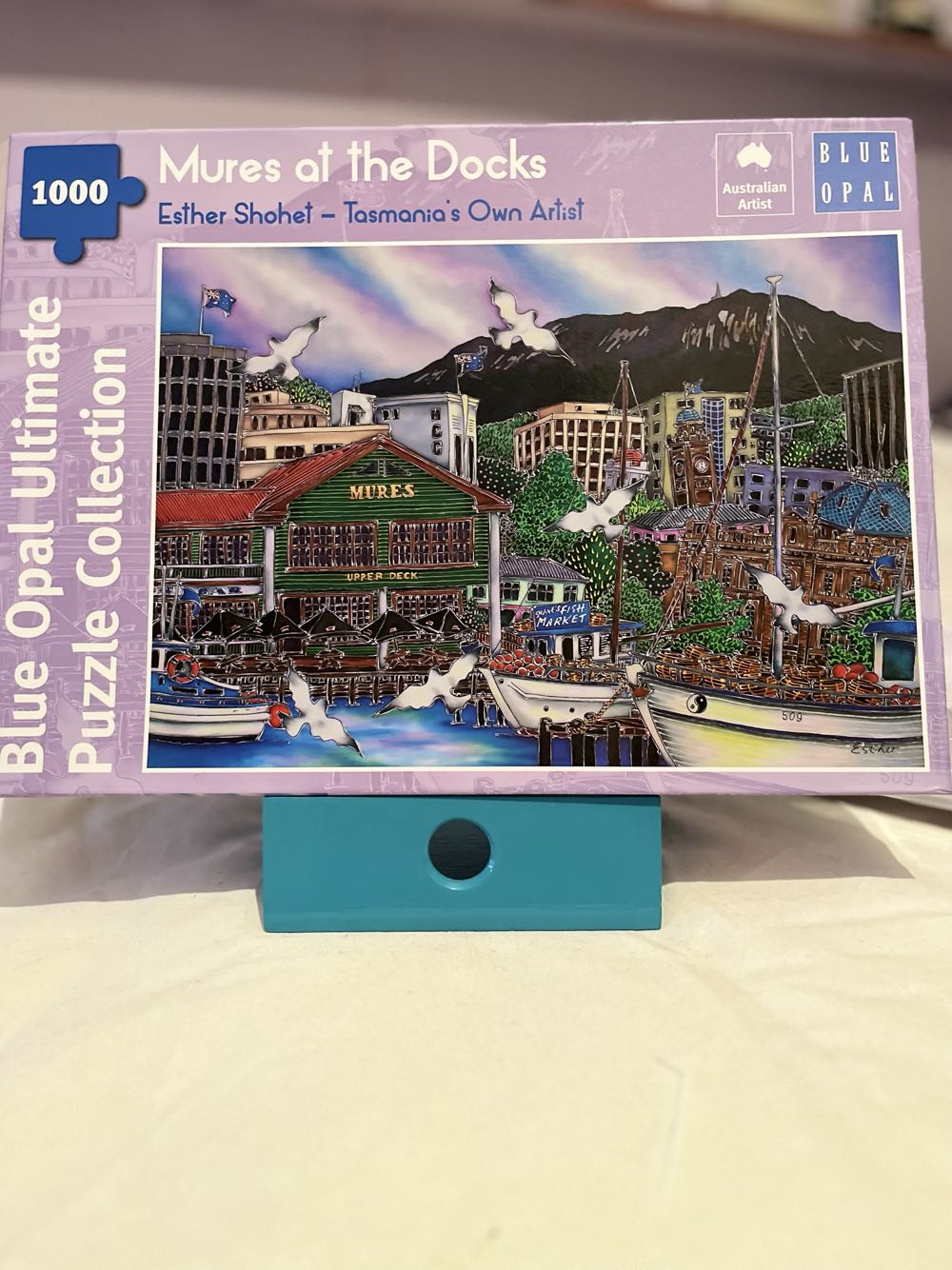 Esther Mures At The Docks Blue Opal Piece Jigsaw - Blue Opal puzzle collectible [Barcode 633793021114] - Main Image 2