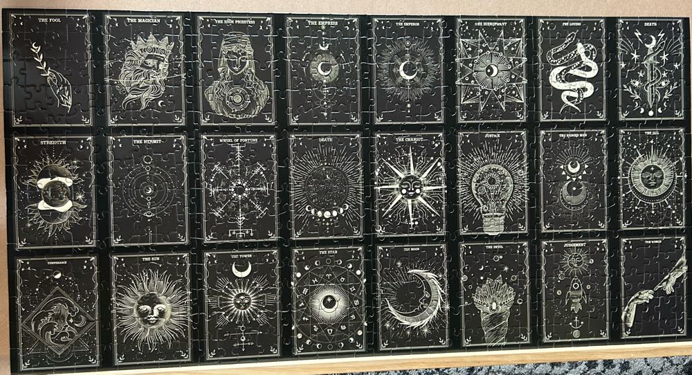 Tarot Card Panorama - RMS International puzzle collectible [Barcode 840287941364] - Main Image 2