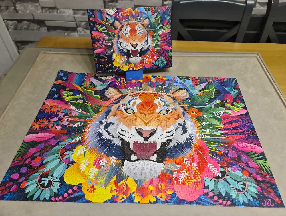*Roar 😁 COMPLETED 09/02/2024 - Elena Essex Designs puzzle collectible - Main Image 3