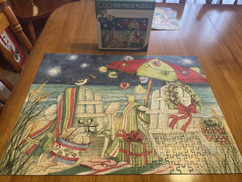 Holiday Beach - Lang puzzle collectible [Barcode 726225122357] - Main Image 3