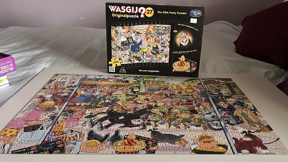 Wasgij? Original 27 - Holdson puzzle collectible [Barcode 9414131770984] - Main Image 4