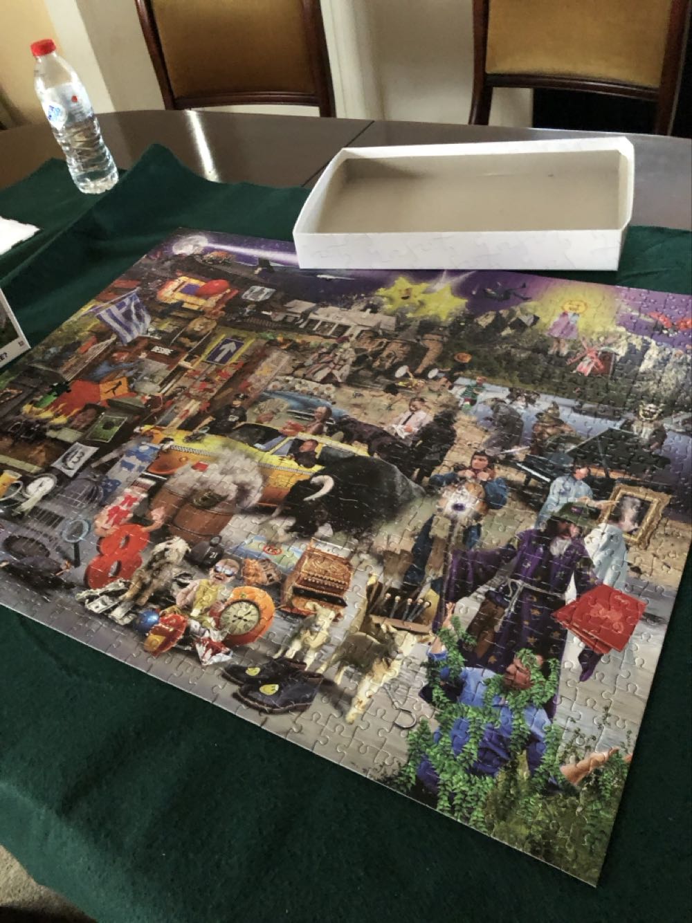 Movie Visual Puns  - Hinkler 🇦🇺 puzzle collectible - Main Image 2