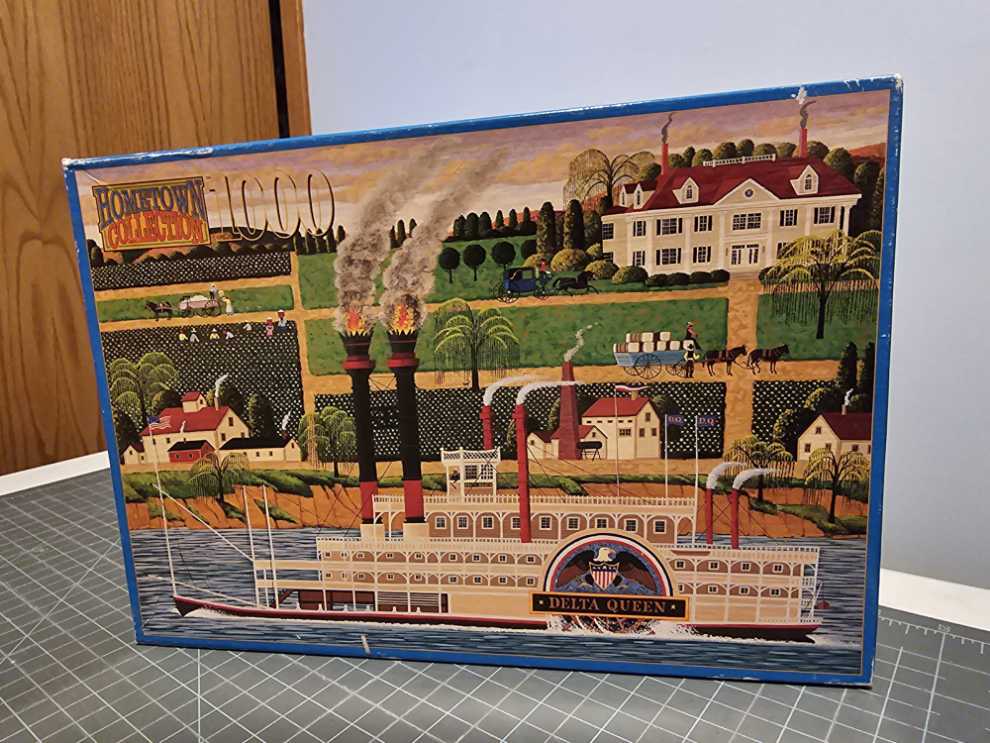 Delta Queen - Rose Art Brand puzzle collectible [Barcode 072348092009] - Main Image 1