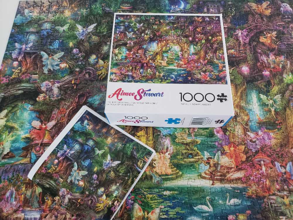 The Butterfly Ball - Buffalo Games puzzle collectible [Barcode 079346127481] - Main Image 4