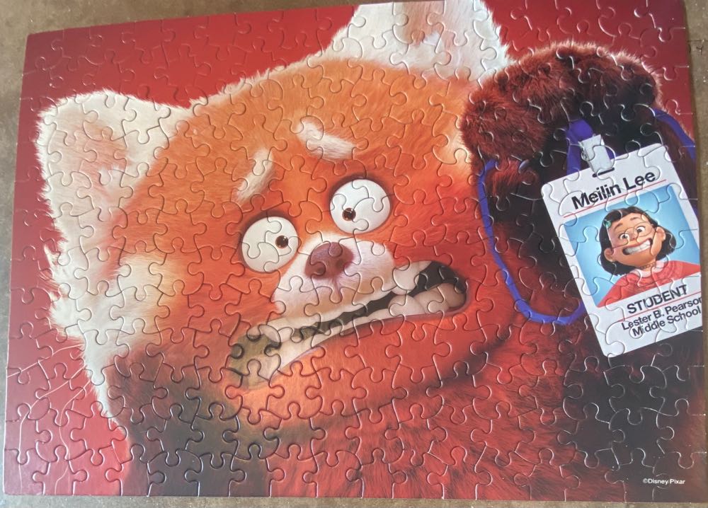 Turning Red - Ceaco puzzle collectible [Barcode 021081223652] - Main Image 2