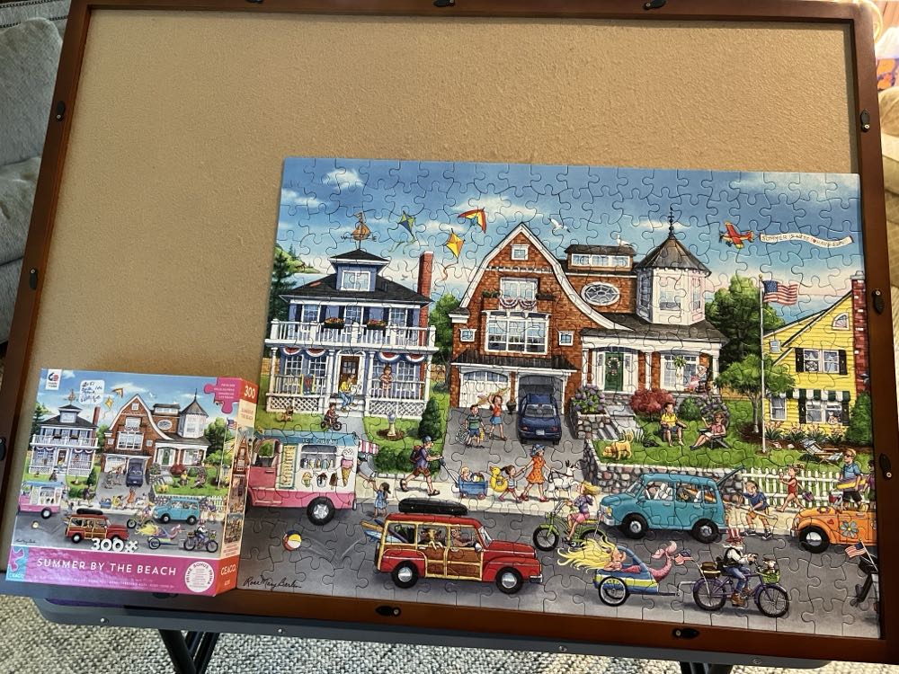 Summer By The Beach - Ceaco 🇺🇸 puzzle collectible [Barcode 021081224390] - Main Image 4