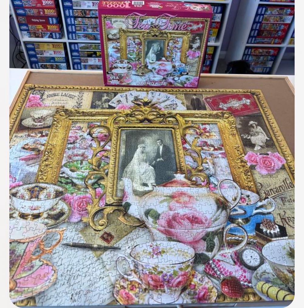 Tea Time - White Mountain puzzle collectible - Main Image 3