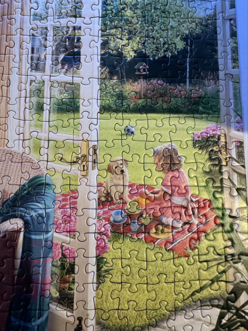 The Tea House - Ravensburger puzzle collectible [Barcode 4005556807697] - Main Image 2