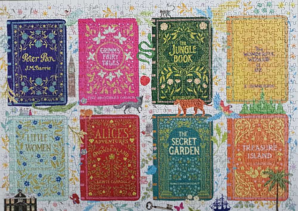 Classic Book Covers - Gibsons puzzle collectible [Barcode 5012269066234] - Main Image 2