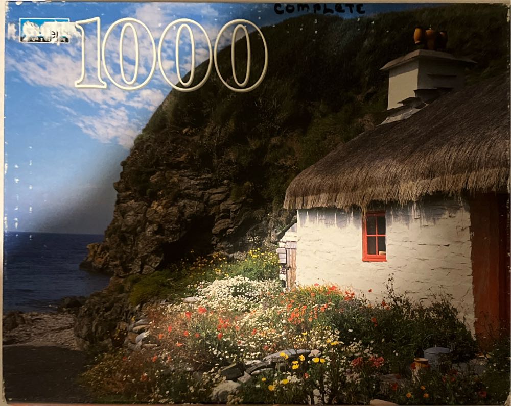 Playhouse Pieces Canyon Grand 29.5x20 Paper House