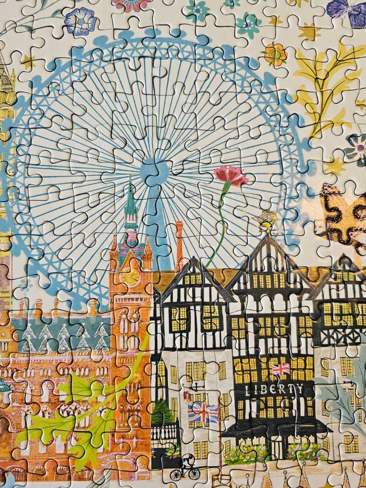 London Skyline - Gibsons puzzle collectible [Barcode 5012269076004] - Main Image 4