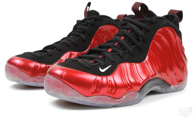 Foamposite One - Nike Air shoe collectible - Main Image 2