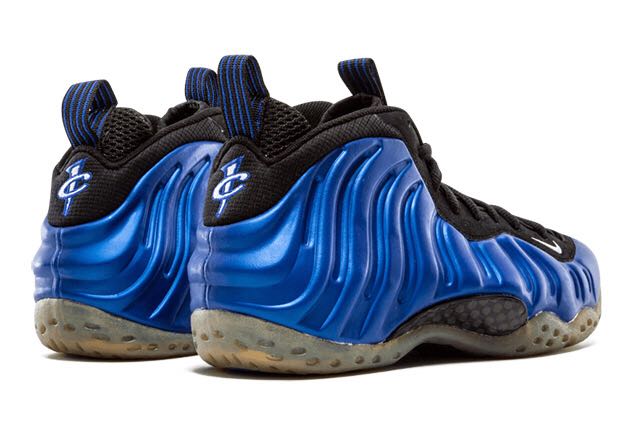 Foamposite One - Nike Air shoe collectible - Main Image 2