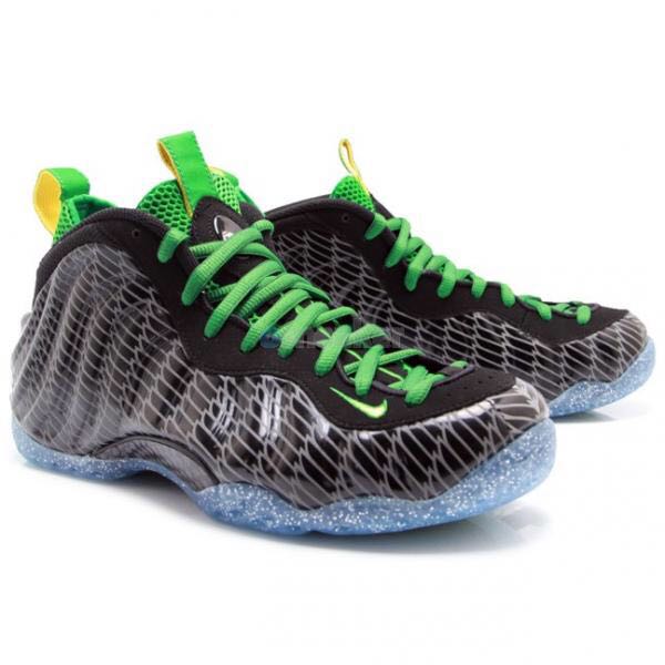 Foamposite One - Nike Air shoe collectible - Main Image 2