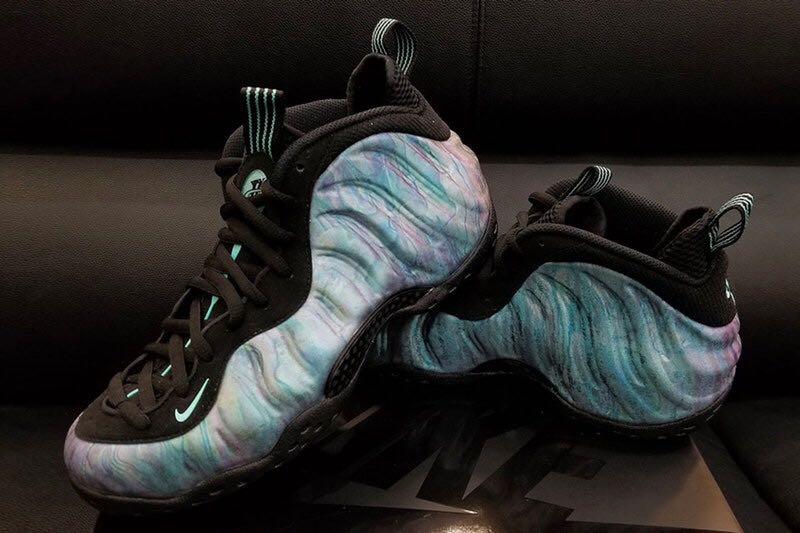 Foamposite One - Nike Air shoe collectible - Main Image 2