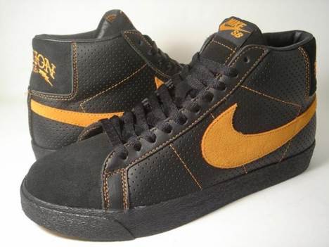 Blazer Sb Real Mission - Nike shoe collectible [Barcode 091207458862] - Main Image 2