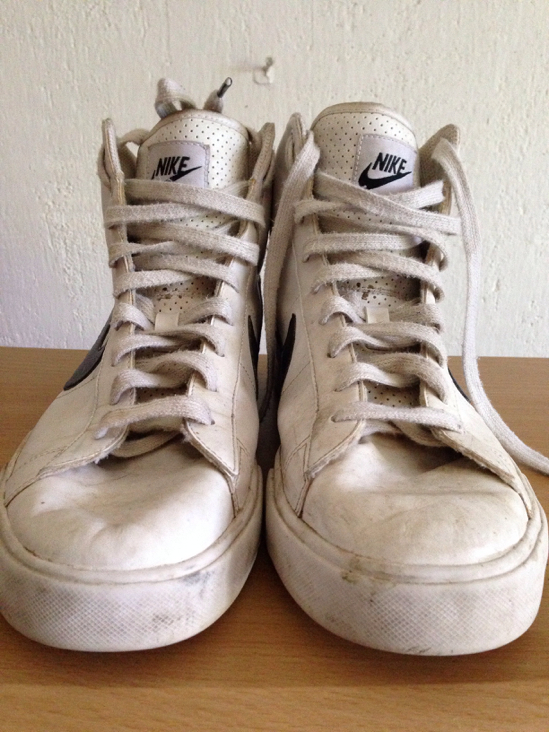 Nike Sweet Classic High - Nike shoe collectible [Barcode 884497803685] - Main Image 2