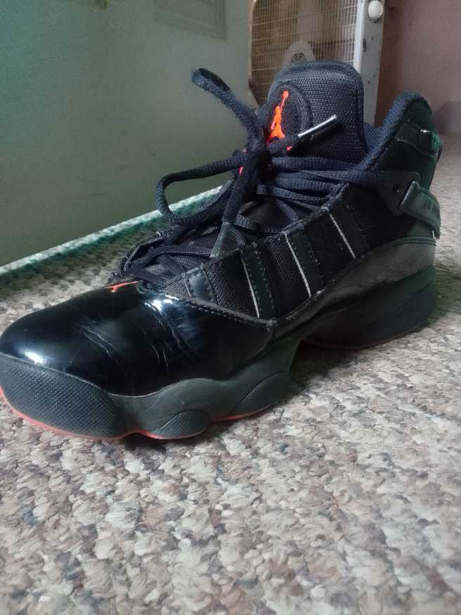 Air Jordan 6 Rings - Jordan Brand shoe collectible [Barcode 67655373] - Main Image 3