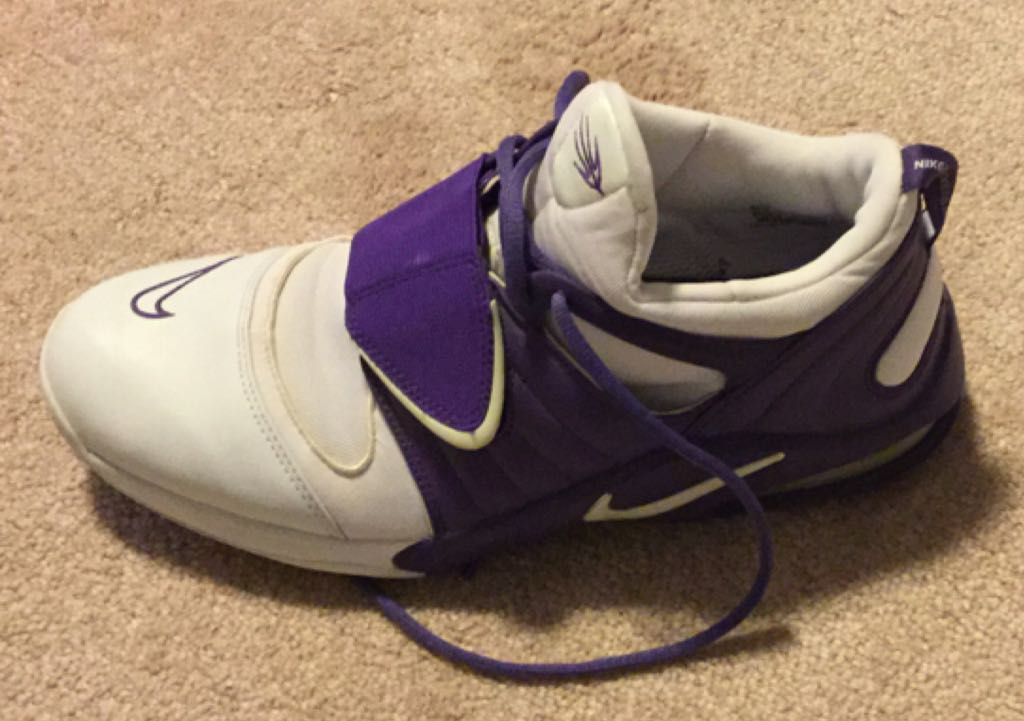 Under Armour Clutch Fit Drive Highlight