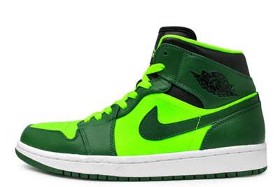 Air Jordan 1 Retro - Jordan Brand shoe collectible - Main Image 1