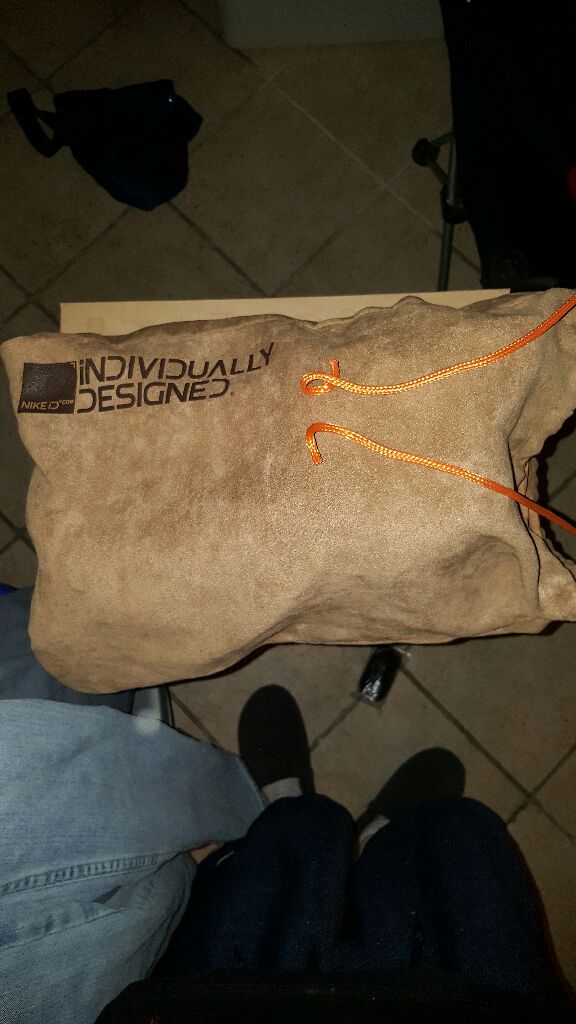 Nike Air Max 180 iD "Buffalo” - Nike shoe collectible - Main Image 2