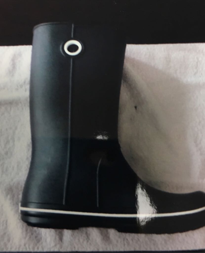 Crocs - Crocs shoe collectible - Main Image 1