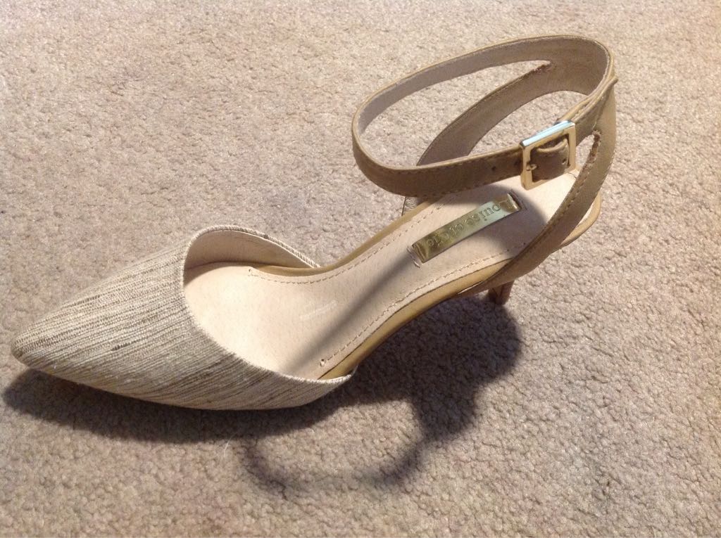 Air Jordan 11 Retro Low GG