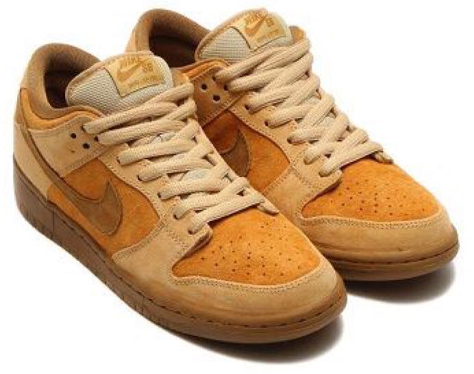 Dunk Low TRD QS - Nike SB shoe collectible - Main Image 2