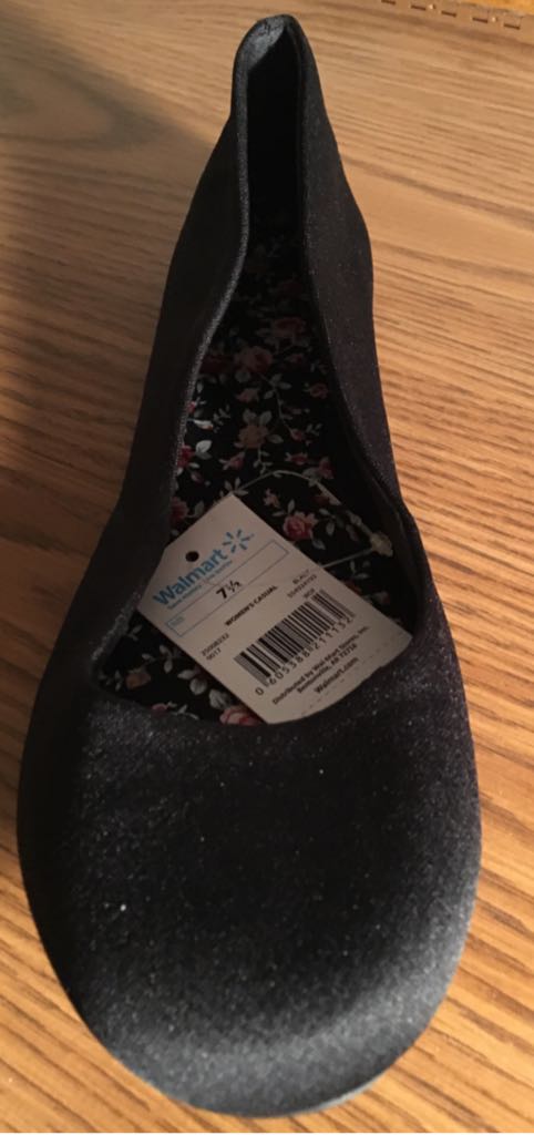 Black Flats - Soft Style shoe collectible - Main Image 2